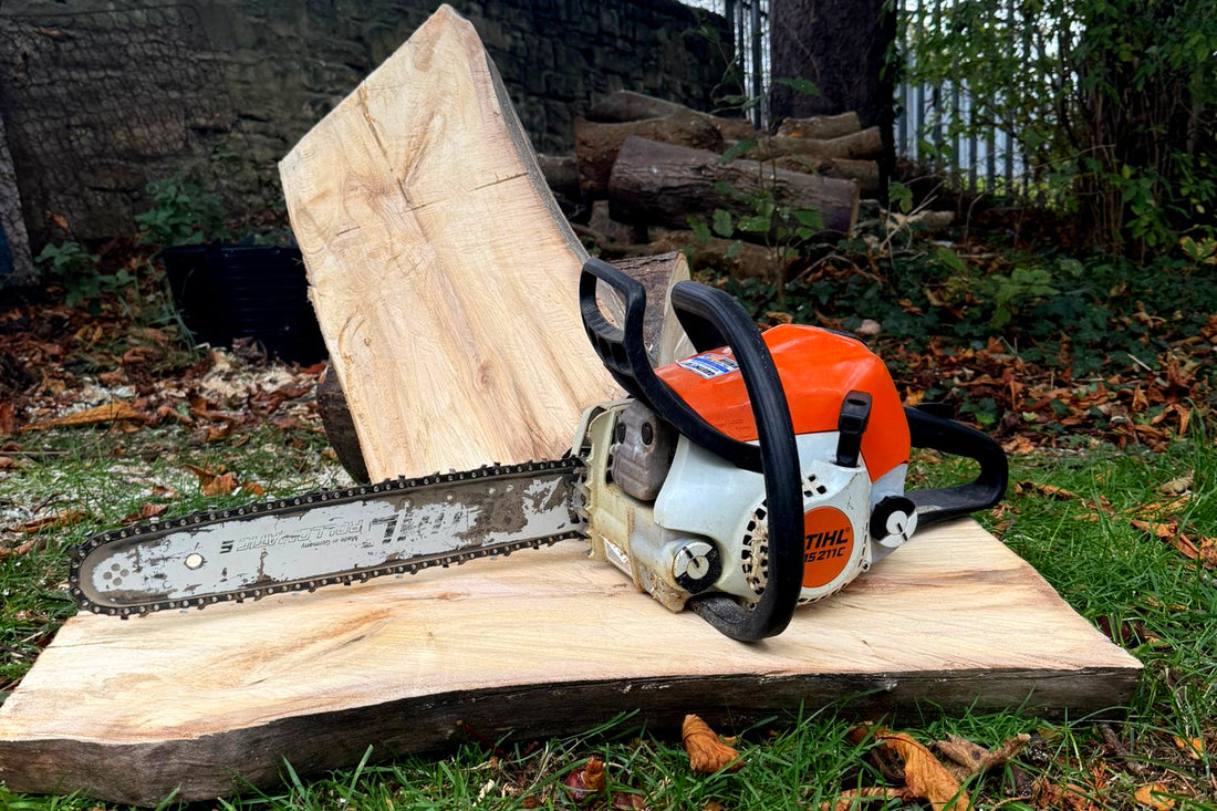 Planking logs for woodwork